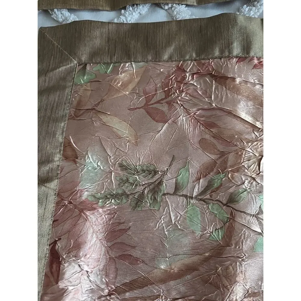 Lot of 2 Vtg Pink‎ Floral Gold-Toned Border Crinkle Elegant Table Decor Placemat